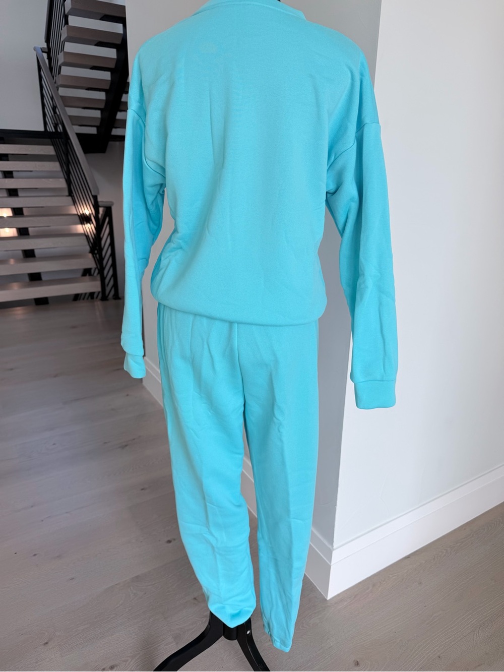 Tiffany & Co. Turquoise Tracksuit Matching Set size M - Picture 7 of 13